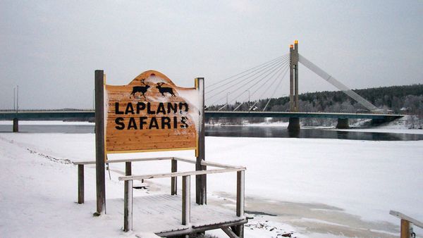 The river Ounaskoski in the Finnish Arctic town of Rovaniemi  - Sputnik International