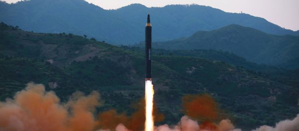 The long-range strategic ballistic rocket Hwasong-12 (Mars-12) is launched during a test in this undated photo released by North Korea's Korean Central News Agency (KCNA) on May 15, 2017. - Sputnik International