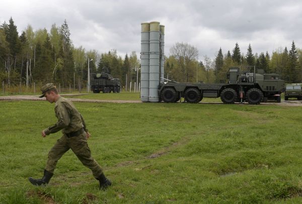 Russian Anti-Aircraft Missile Troops Hold Drills in Moscow Region - Sputnik International