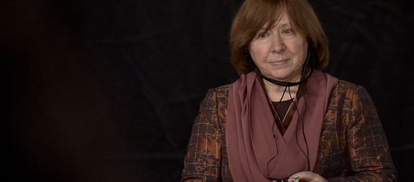 Belarusian journalist Svetlana Alexievich - 2015 Nobel prize in Literature - attends the inauguration of the XXIX International Book Fair of Bogota on April 19, 2016 in Bogota. Belarusian journalist Svetlana Alexievich - 2015 Nobel prize in Literature - attends the inauguration of the XXIX International Book Fair of Bogota on April 19, 2016 in Bogota. - Sputnik International