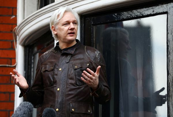 WikiLeaks founder Julian Assange is seen on the balcony of the Ecuadorian Embassy in London, Britain, May 19, 2017 WikiLeaks founder Julian Assange is seen on the balcony of the Ecuadorian Embassy in London, Britain, May 19, 2017 - Sputnik International