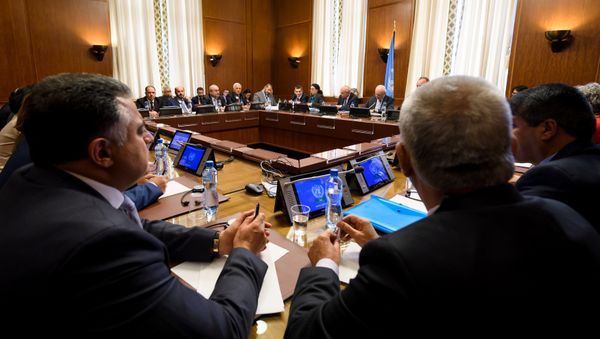 General view during a meeting of a delegation of Syria's main opposition High Negotiations Committee (HNC) with UN Special Envoy for Syria during peace talks at the United Nations Offices in Geneva, Switzerland, May 19, 2017 - Sputnik International