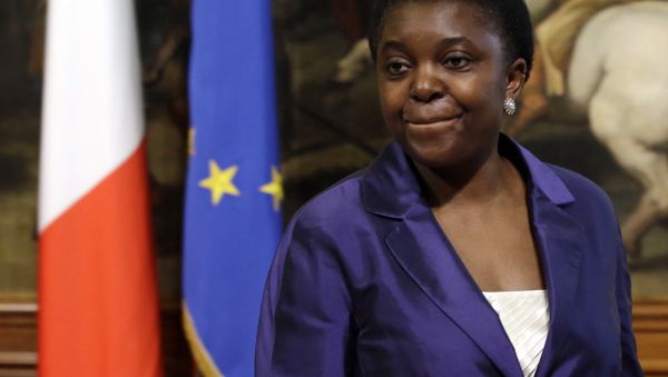 In this Sunday, April 28, 2013 file photo, Italian Integration Minister Cecile Kyenge arrives at the Premier's office in Rome's Chigi palace. In this Sunday, April 28, 2013 file photo, Italian Integration Minister Cecile Kyenge arrives at the Premier's office in Rome's Chigi palace. - Sputnik International
