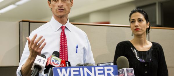 Anthony Weiner during his Mayoral bid in 2013 alongside his wife, Huma Abedin. Anthony Weiner during his Mayoral bid in 2013 alongside his wife, Huma Abedin. - Sputnik International