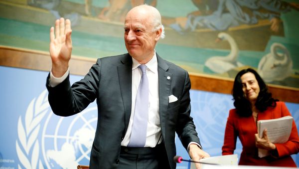 United Nations Special Envoy for Syria Staffan de Mistura leaves a news conference during the Intra Syria talks at the United Nations Offices in Geneva, Switzerland, May 19, 2017 - Sputnik International