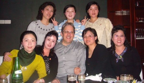 Felix Abt celebrates international women's day together with his North Korean colleagues Felix Abt celebrates international women's day together with his North Korean colleagues - Sputnik International