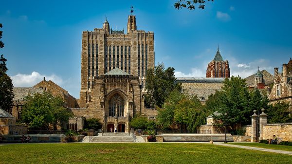 Yale University - Sputnik International