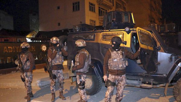 Turkish anti-terrorism police stand by their armoured vehicle during an operation to arrest people over alleged links to the Islamic State group, in Adiyaman, southeastern Turkey, early Sunday, Feb. 5, 2017 Turkish anti-terrorism police stand by their armoured vehicle during an operation to arrest people over alleged links to the Islamic State group, in Adiyaman, southeastern Turkey, early Sunday, Feb. 5, 2017 - Sputnik International