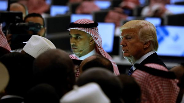 U.S. President Donald Trump (R) and other leaders tour the new Global Center for Combatting Extremist Ideology in Riyadh, Saudi Arabia May 21, 2017 - Sputnik International