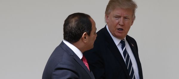 President Donald Trump walks with Egyptian President Abdel Fattah al-Sisi at the White House in Washington, Monday, April 3, 2017. - Sputnik International