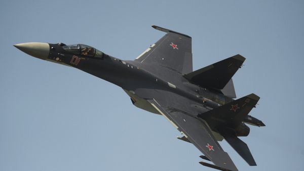 The Su-35 fighter performing on Air Force Day in Russia's Lipetsk. File photo  - Sputnik International