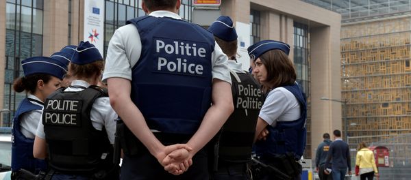 Belgian police officers patrol the area around the headquarters of different European institutions in Brussels, Belgium May 24, 2017. Belgian police officers patrol the area around the headquarters of different European institutions in Brussels, Belgium May 24, 2017. - Sputnik International