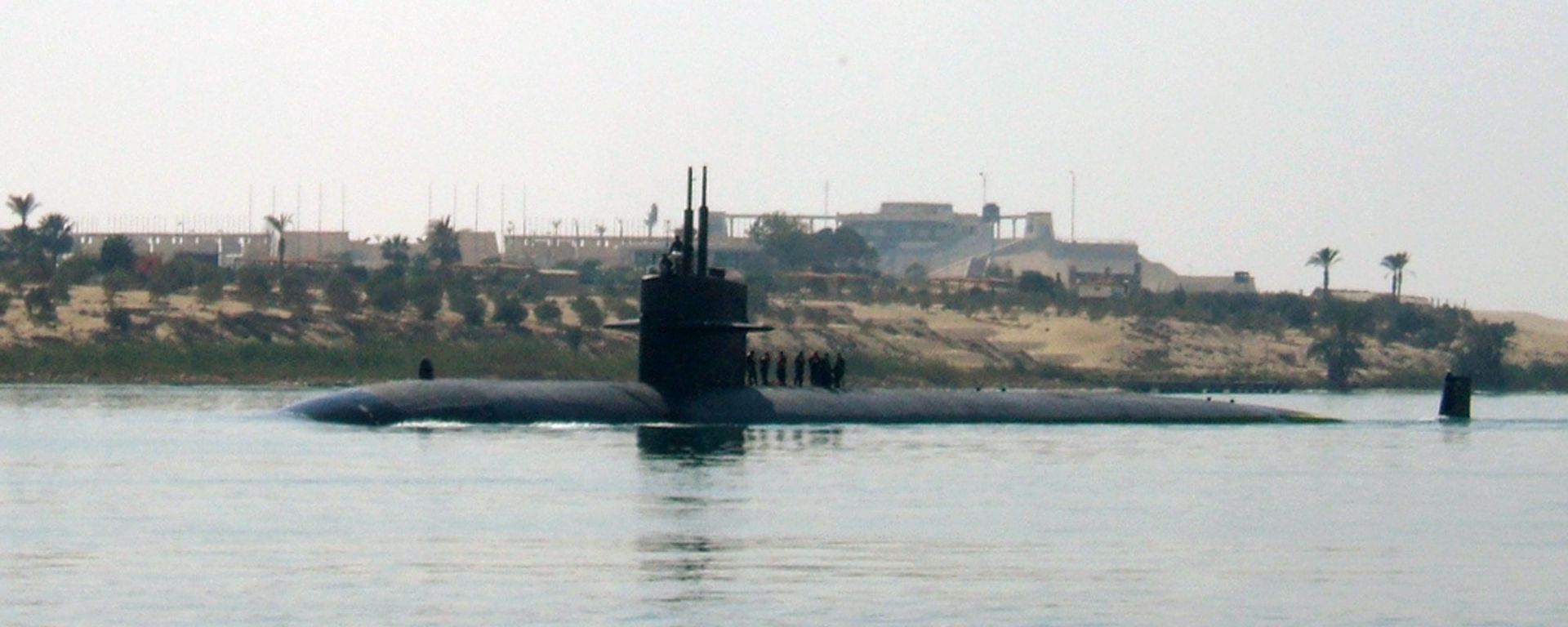 U.S. nuclear-powered submarine USS Providence crosses the Suez canal in Ismailia, Egypt U.S. nuclear-powered submarine USS Providence crosses the Suez canal in Ismailia, Egypt - Sputnik International, 1920, 09.10.2021