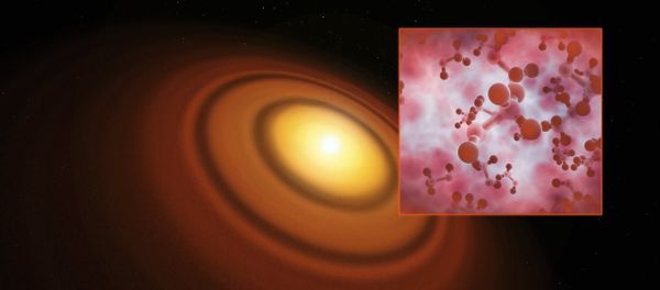 This artist’s impression shows the closest known protoplanetary disc, around the star TW Hydrae in the huge constellation of Hydra (The Female Watersnake). The organic molecule methyl alcohol (methanol) has been found by ALMA in this disc - Sputnik International