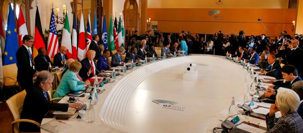 General view of the discussion table at the G7 Summit expanded session in Taormina, Sicily, Italy, May 27, 2017 General view of the discussion table at the G7 Summit expanded session in Taormina, Sicily, Italy, May 27, 2017 - Sputnik International