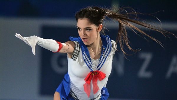 Yevgenia Medvedeva of Russia performs at the ISU World Team Trophy 2017 gala exhibition in Tokyo - Sputnik International