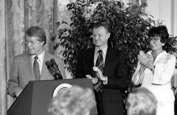 President Jimmy Carter, claiming success for his human rights policies, is applauded by aides Zbigniew Brzezinski and Anne Wexler in Washington, Dec. 6, 1978 President Jimmy Carter, claiming success for his human rights policies, is applauded by aides Zbigniew Brzezinski and Anne Wexler in Washington, Dec. 6, 1978 - Sputnik International