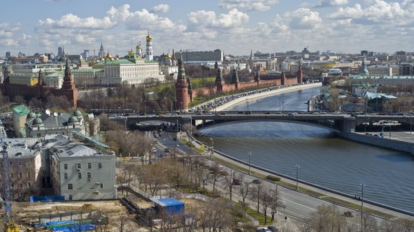 View of the Moscow Kremlin, the Moskva River from the Cathedral of Christ the Savior in Moscow - Sputnik International