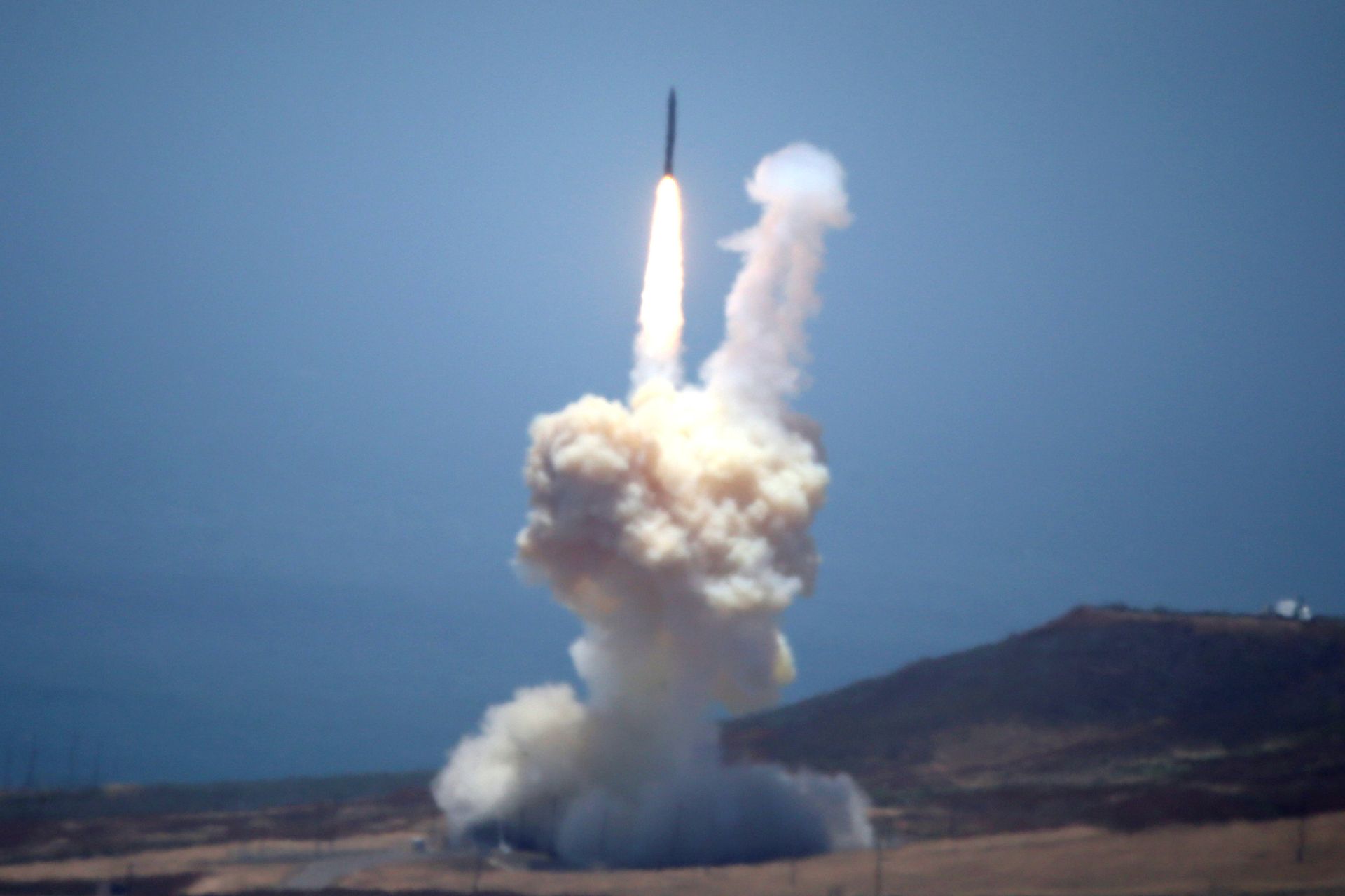 The Ground-based Midcourse Defense (GMD) element of the U.S. ballistic missile defense system launches during a flight test from Vandenberg Air Force Base, California, U.S The Ground-based Midcourse Defense (GMD) element of the U.S. ballistic missile defense system launches during a flight test from Vandenberg Air Force Base, California, U.S - Sputnik International, 1920, 28.01.2022