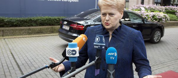 Lithuanian President Dalia Grybauskaite speaks with the media as she arrives for an EU summit in Brussels on Wednesday, June 29, 2016. Lithuanian President Dalia Grybauskaite speaks with the media as she arrives for an EU summit in Brussels on Wednesday, June 29, 2016. - Sputnik International