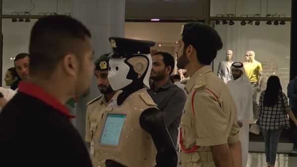 Robocop in Dubai Robocop in Dubai - Sputnik International