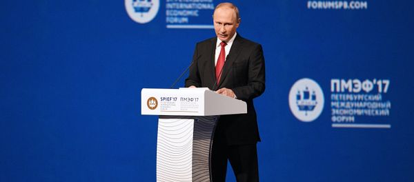 President Vladimir Putin attends 2017 St. Petersburg International Economic Forum. Day two - Sputnik International