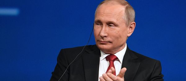 President Vladimir Putin attends 2017 St. Petersburg International Economic Forum. Day two - Sputnik International