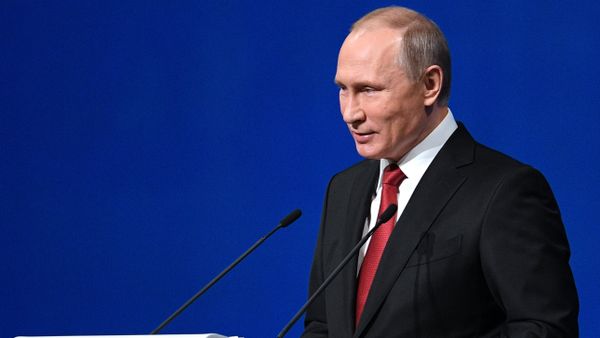 President Vladimir Putin speaks at the plenary meeting at the ExpoForum exhibition center as part at the of the 2017 St. Petersburg International Economic Forum President Vladimir Putin speaks at the plenary meeting at the ExpoForum exhibition center as part at the of the 2017 St. Petersburg International Economic Forum - Sputnik International