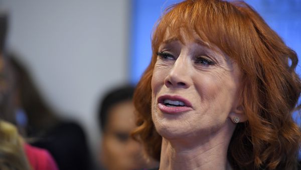 Trump Kathy Griffin - Sputnik International