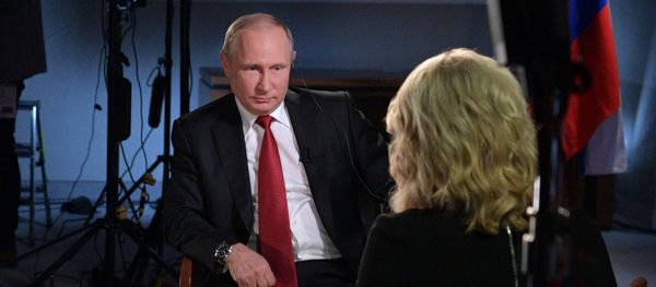 June 3, 2017. Russian President Vladimir Putin and CNN anchor Megyn Kelly during an interview on the sidelines of the 2017 St. Petersburg International Economic Forum June 3, 2017. Russian President Vladimir Putin and CNN anchor Megyn Kelly during an interview on the sidelines of the 2017 St. Petersburg International Economic Forum - Sputnik International