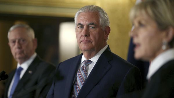 U.S. Defense Secretary Jim Mattis, left, and U.S. Secretary of State Rex Tillerson listen to Australian Foreign Minister Julie Bishop, right, during a joint press conference in Sydney, Monday, June 5, 2017 - Sputnik International