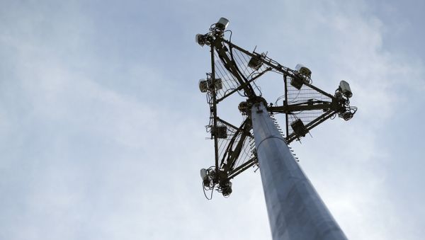 A cellular phone tower is shown on Monday, May 22, 2017 - Sputnik International
