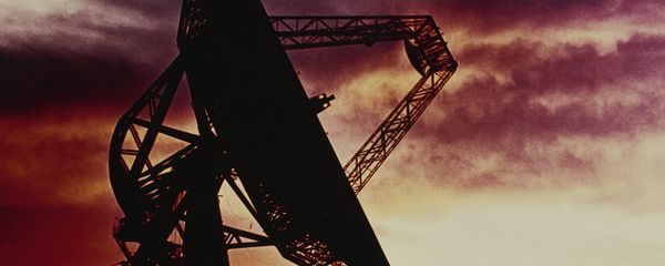 Radio telescope located at the Goldstone Tracking Station in the Mojave Desert, California - Sputnik International