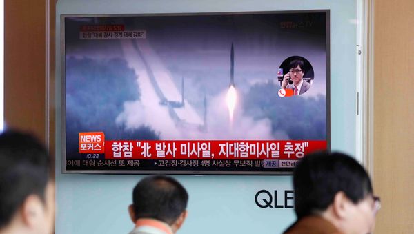 People watch a TV broadcast of a news report on North Korea firing what appeared to be several land-to-ship missiles off its east coast, at a railway station in Seoul, South Korea, June 8, 2017. People watch a TV broadcast of a news report on North Korea firing what appeared to be several land-to-ship missiles off its east coast, at a railway station in Seoul, South Korea, June 8, 2017. - Sputnik International