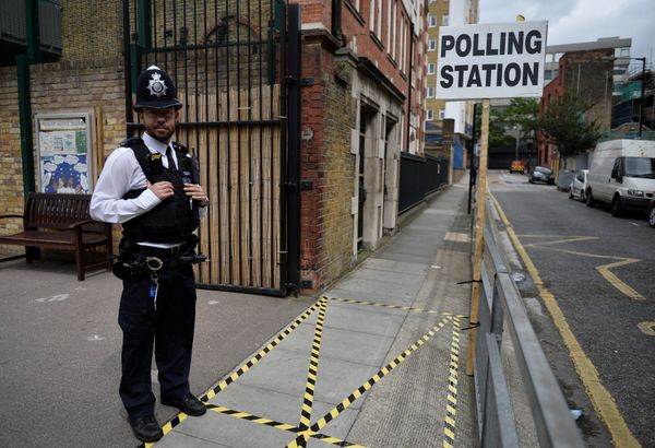 UK Needs to Present 'Extraordinary Proof' After Accusing Russia of Election Meddling, UKIP Head Says UK Needs to Present 'Extraordinary Proof' After Accusing Russia of Election Meddling, UKIP Head Says - Sputnik International