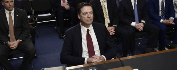 Former FBI Director James Comey arrives to testify during a US Senate Select Committee on Intelligence hearing on Capitol Hill in Washington,DC - Sputnik International
