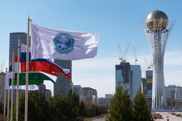 The flag of the Shanghai Cooperation Organization and flags of the SCO member states in Astana The flag of the Shanghai Cooperation Organization and flags of the SCO member states in Astana - Sputnik International