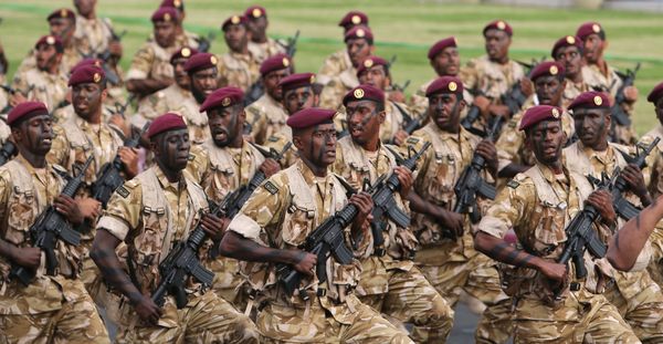 Qatari army forces take part in a military parade during the Gulf emirate's National Day celebrations in Doha. (File) - Sputnik International