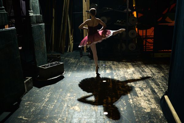 Backstage View: An Insider Look at Young Russian Ballerinas' Performance - Sputnik International
