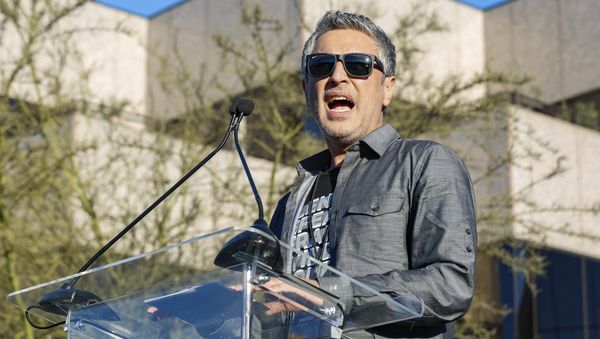 Reza Aslan performs at the UTA United Voices Rally at UTA headquarters on Friday, Feb. 24, 2017, in Beverly Hills, Calif. - Sputnik International