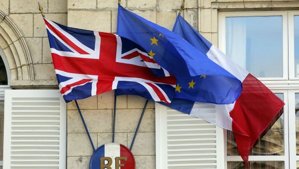 The British , European and French flags (File) - Sputnik International