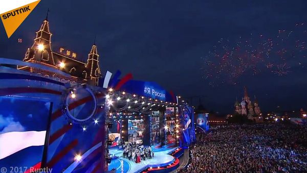Russia Day Marked With Fireworks - Sputnik International