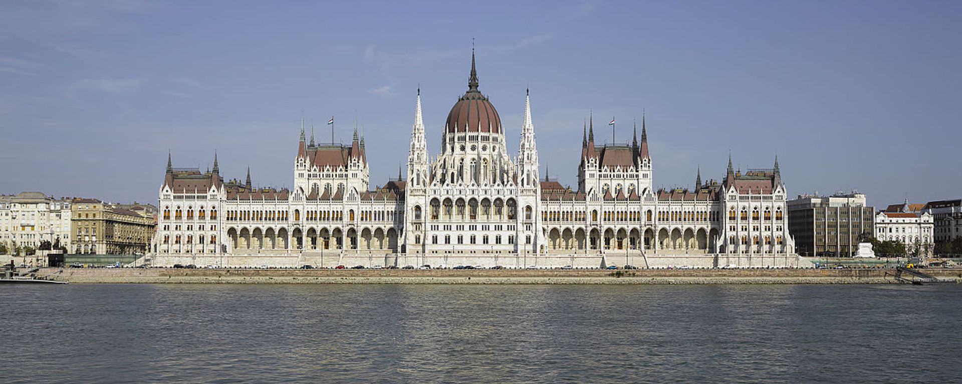Hungarian Parliament Building, Budapest, Hungary Hungarian Parliament Building, Budapest, Hungary - Sputnik International, 1920, 26.11.2022