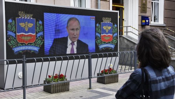 Broadcast of Direct Line with Vladimir Putin - Sputnik International