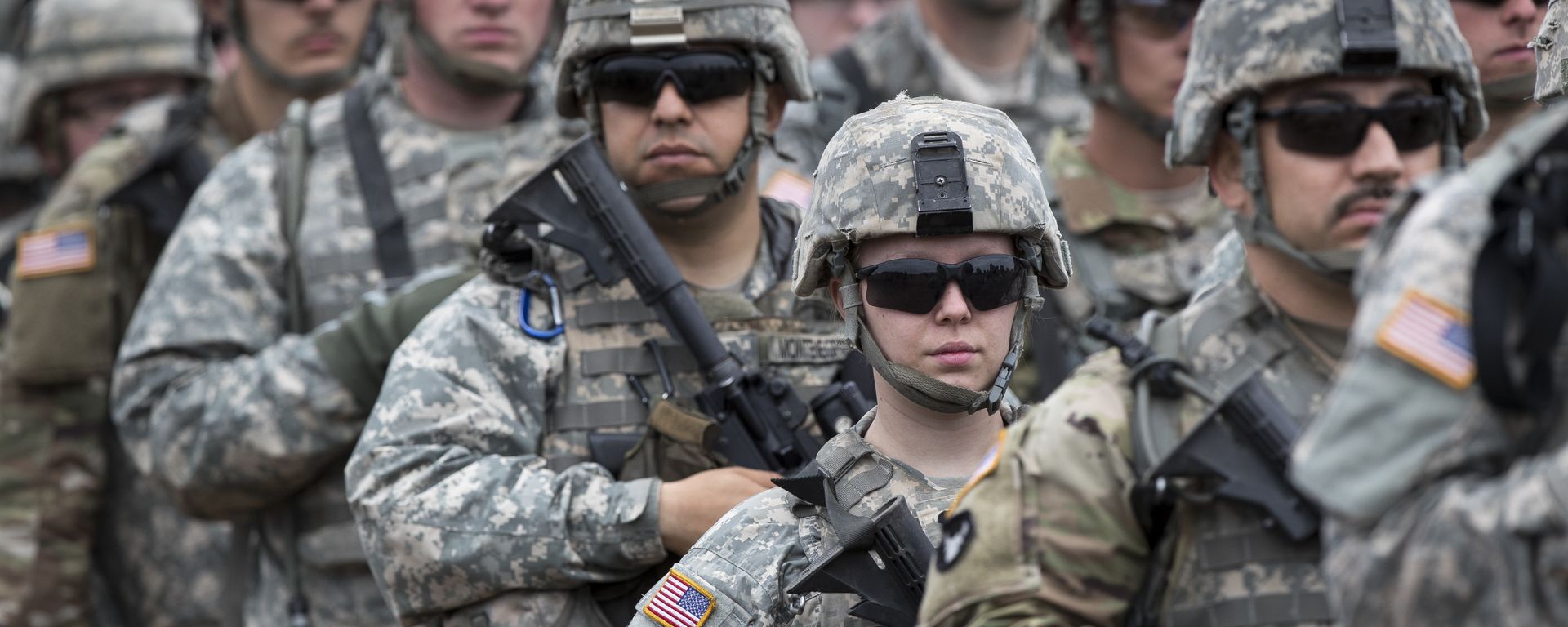 U.S. soldiers attend an opening ceremony of military exercise 'Iron Wolf 2017', at the training range in Pabrade, north of the capital Vilnius, Lithuania on Monday, June 12, 2017 - Sputnik International, 1920, 01.09.2024