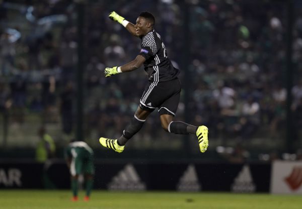 Ajax's Bertrand goalkeeper Andre Onana celebrates the goal of his team during the Europa League Group G soccer match between Panathinaikos and Ajax at Apostolos Nikolaidis stadium in Athens - Sputnik International