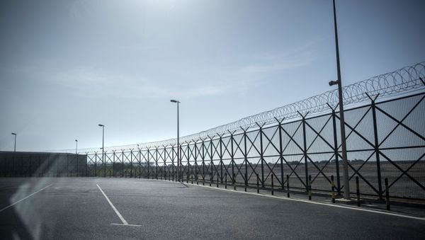 Fencing on the closed border between Qatar and Saudi Arabia - Sputnik International
