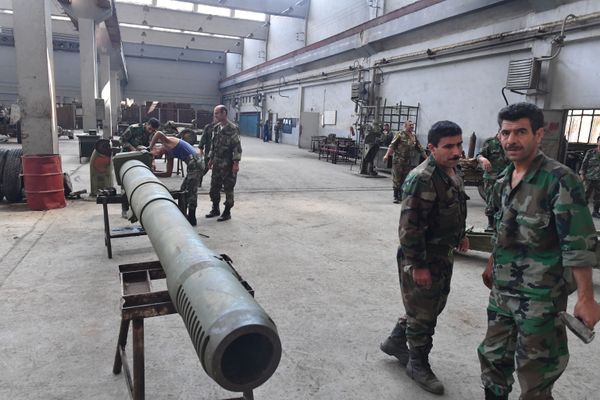 Respite Between Battles: Syrian Army's Artillery and Mortars Gain New Life at Hama Plant Respite Between Battles: Syrian Army's Artillery and Mortars Gain New Life at Hama Plant - Sputnik International