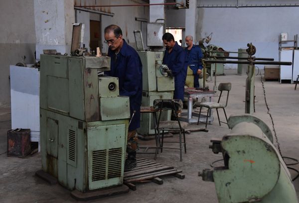 Respite Between Battles: Syrian Army's Artillery and Mortars Gain New Life at Hama Plant Respite Between Battles: Syrian Army's Artillery and Mortars Gain New Life at Hama Plant - Sputnik International