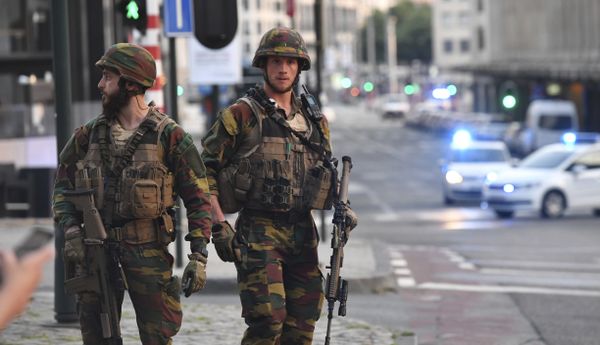 In this image taken from video, police cars create a cordon near the train station in central Brussels, Tuesday June 20, 2017. Belgian media report that explosion-like noises have been heard at a Brussels train station; the main square evacuated.  - Sputnik International
